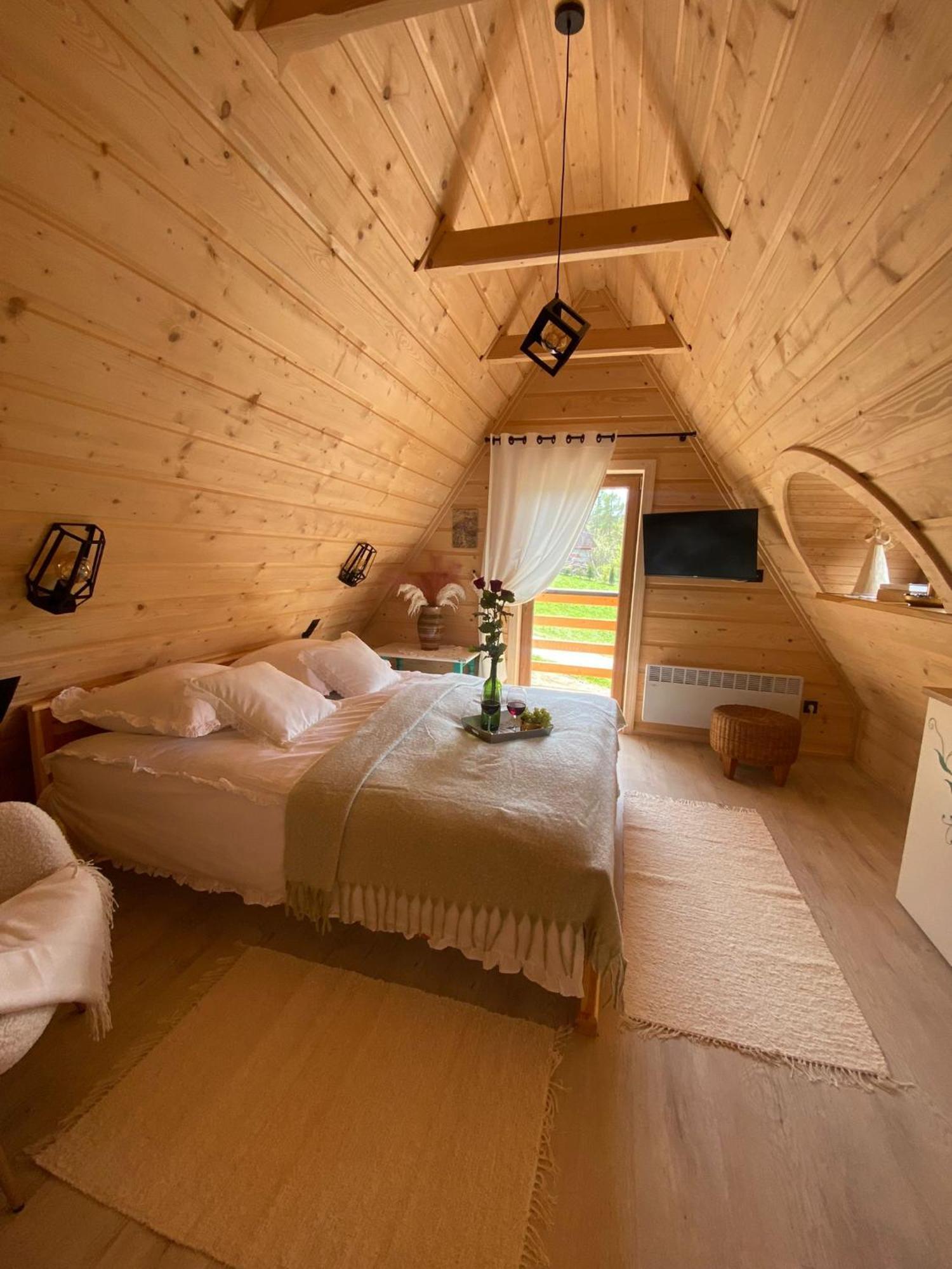 Malowany Domek W Gorach Ciche  Exterior foto
